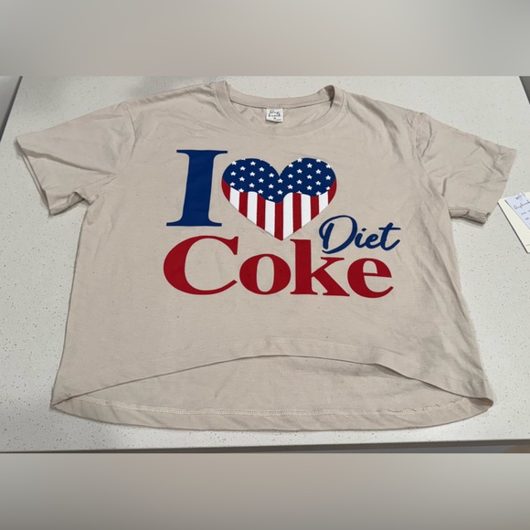 NWT Daybreak "I ❤️ Diet Coke" Americana Crop Tee - Oyster Medium - Picture 3 of 12